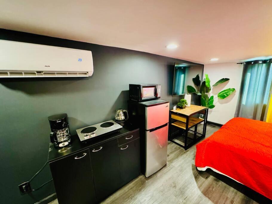 New Tiny Home Uptown フェニックス エクステリア 写真