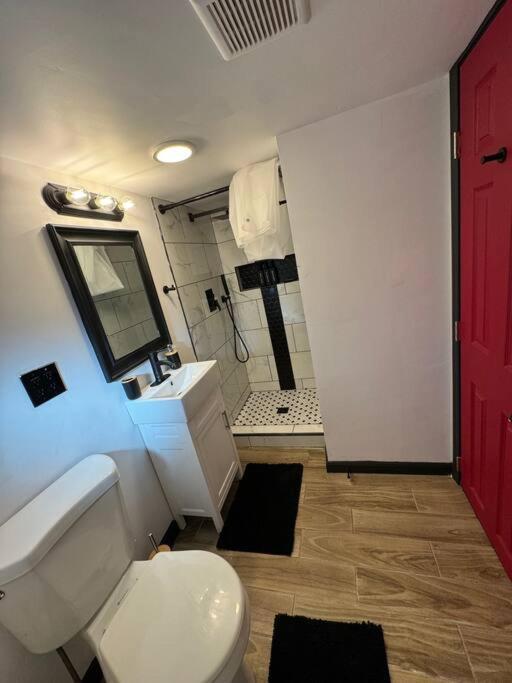 New Tiny Home Uptown フェニックス エクステリア 写真